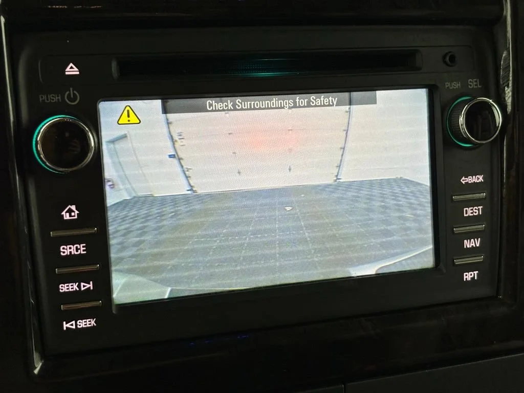 Used 2019 All normally body colored non-sheet metal parts will be flat Black. GMC CARGO image 19
