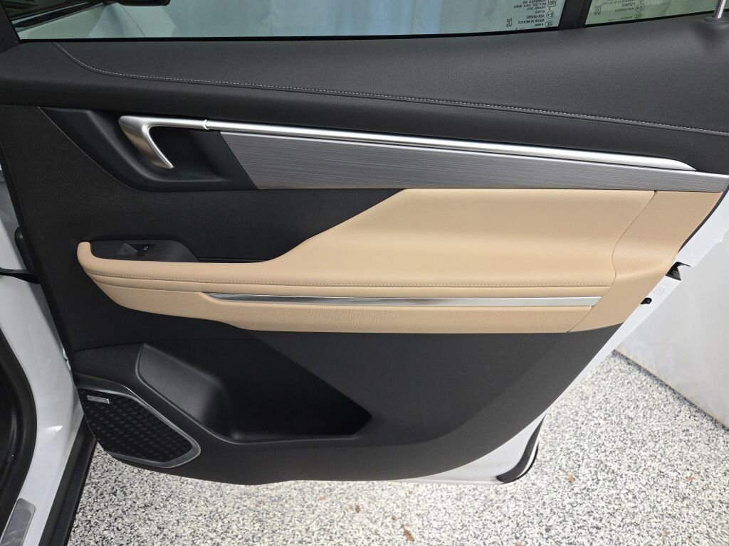 2026 Buick Enclave Preferred - Photo 9