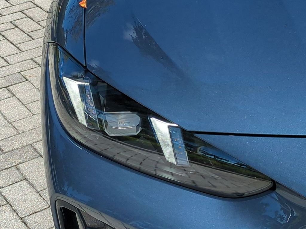 New 2027 Arctic Race Blue metallic BMW 430i image 10