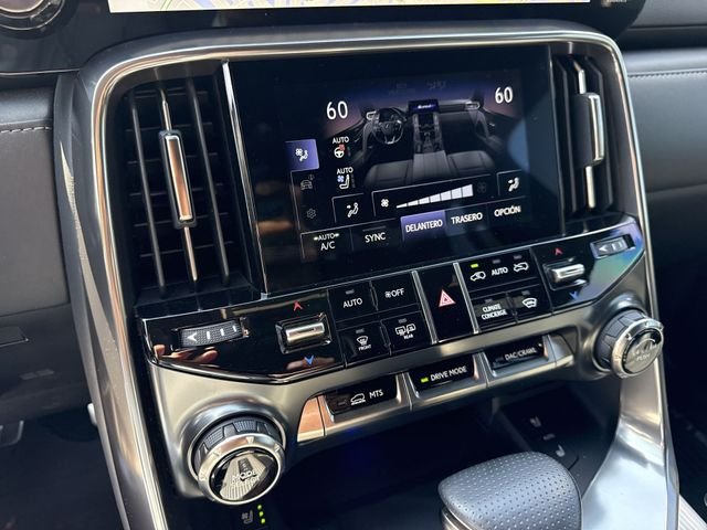 2024 Lexus LX F-Sport - Photo 19
