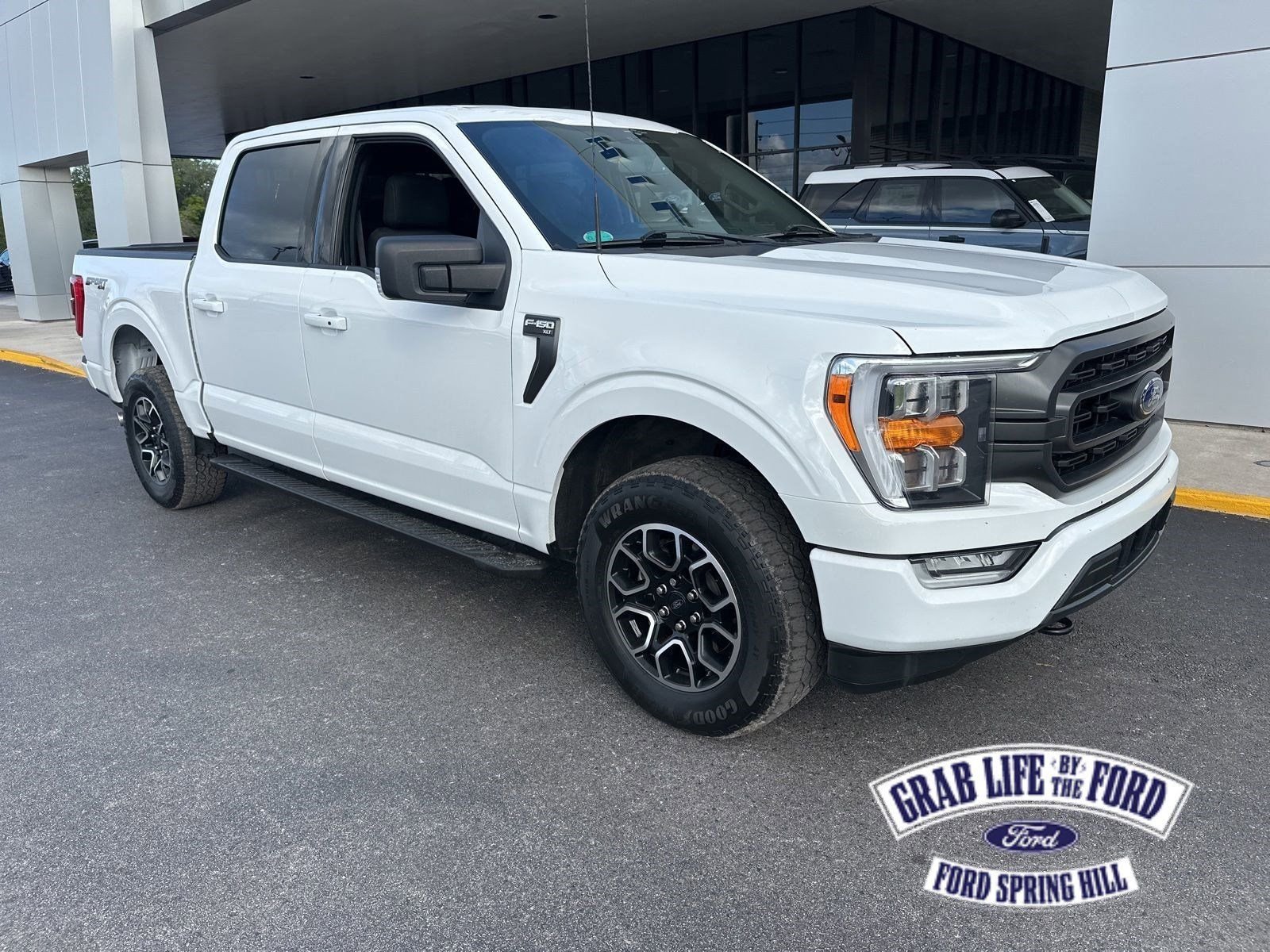 2023 Ford F-150 XLT 4x4 SuperCrew 5-1/2 Box's photo
