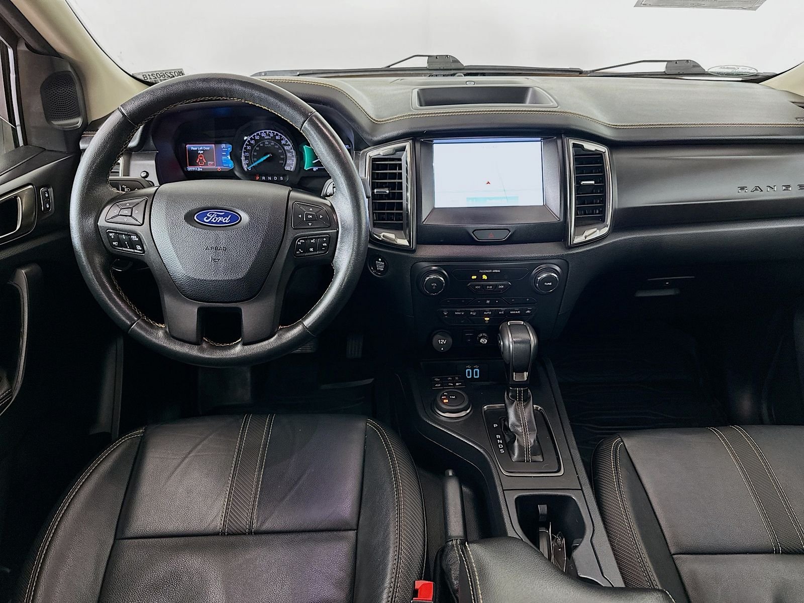 Used 2022 Cyber Orange Metallic Tricoat Ford Lariat image 20