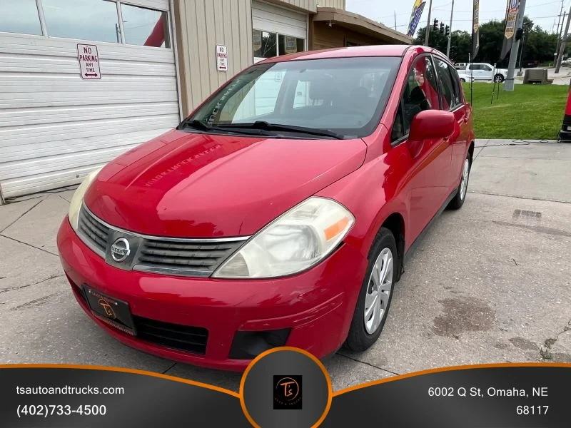 Used 2008 Red Nissan S Hatchback 4D image 2