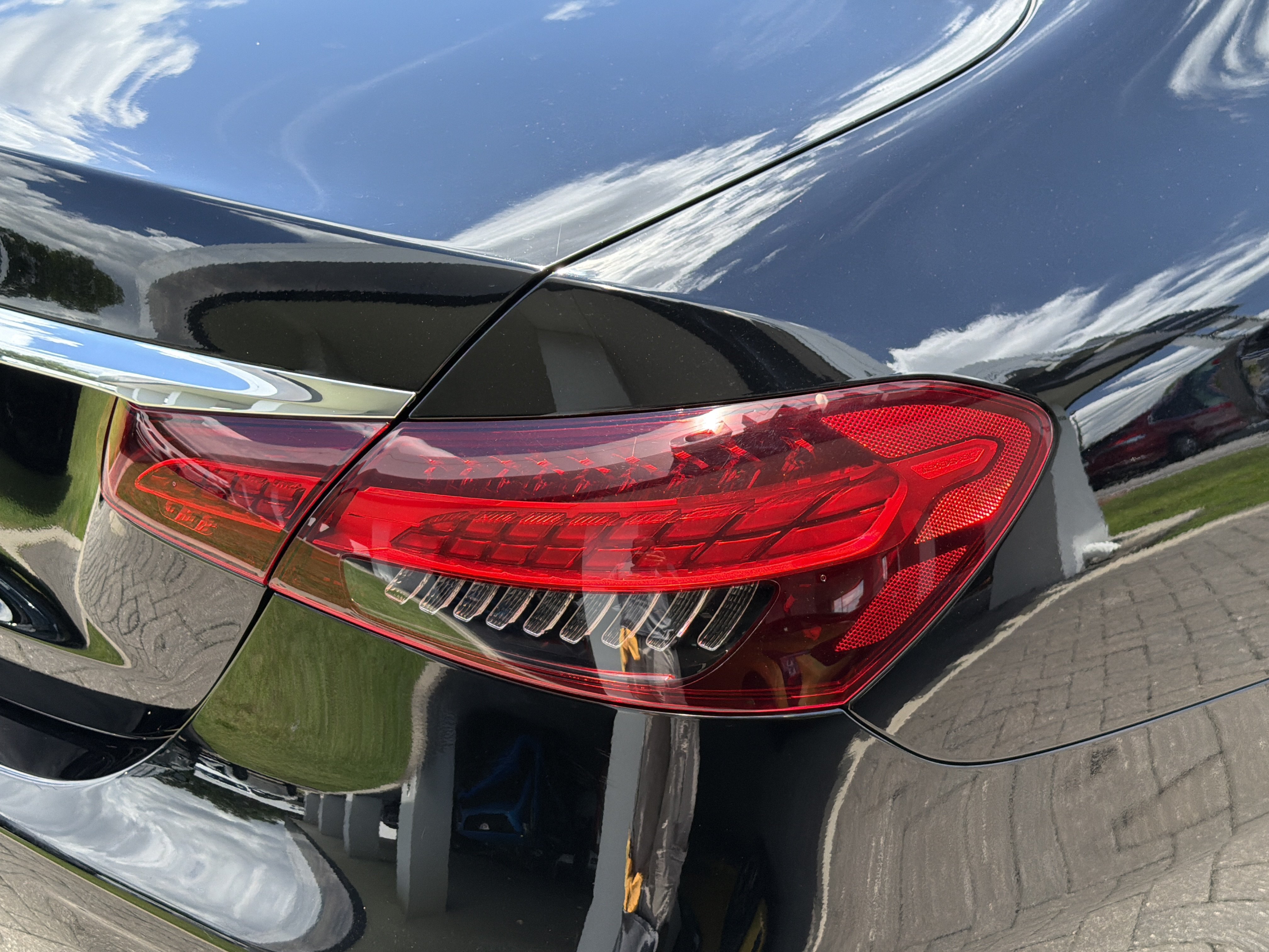 Used 2022 Black Mercedes-Benz E 350 image 9