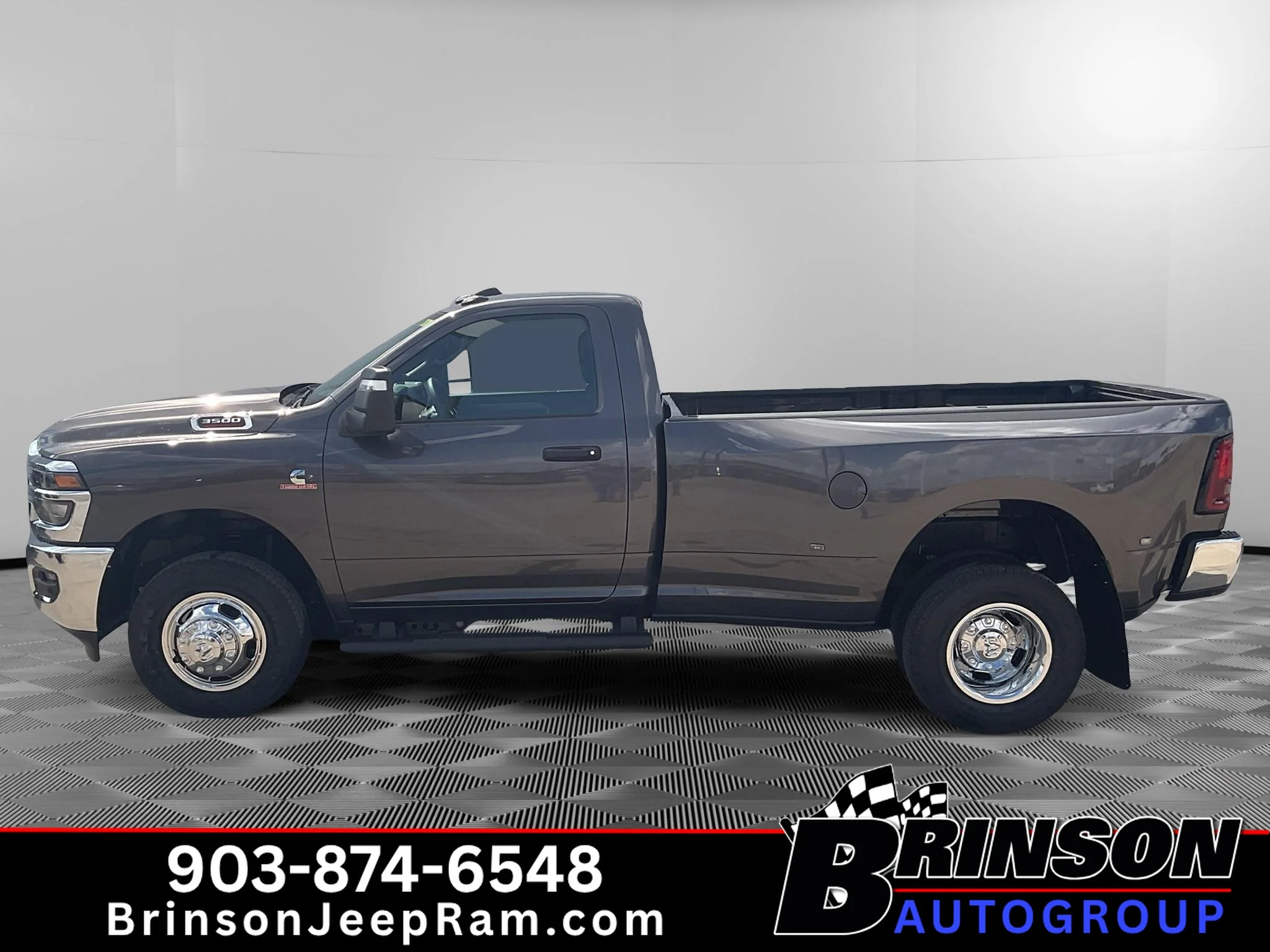 New 2027 Granite Crystal Metallic Clearcoat Ram Tradesman image 3