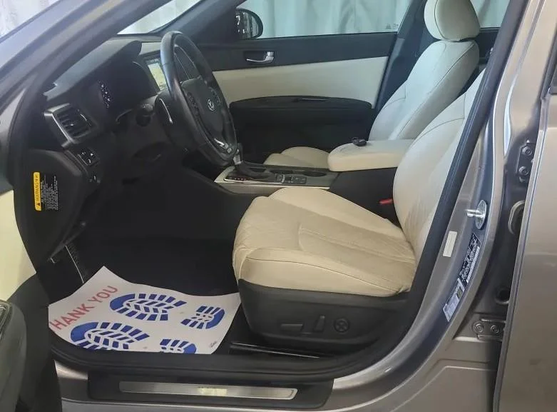 Used 2016 Titanium Silver Kia SXL Turbo image 2