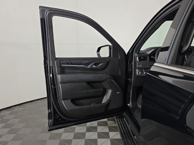 Used 2024 Onyx Black GMC Denali image 24