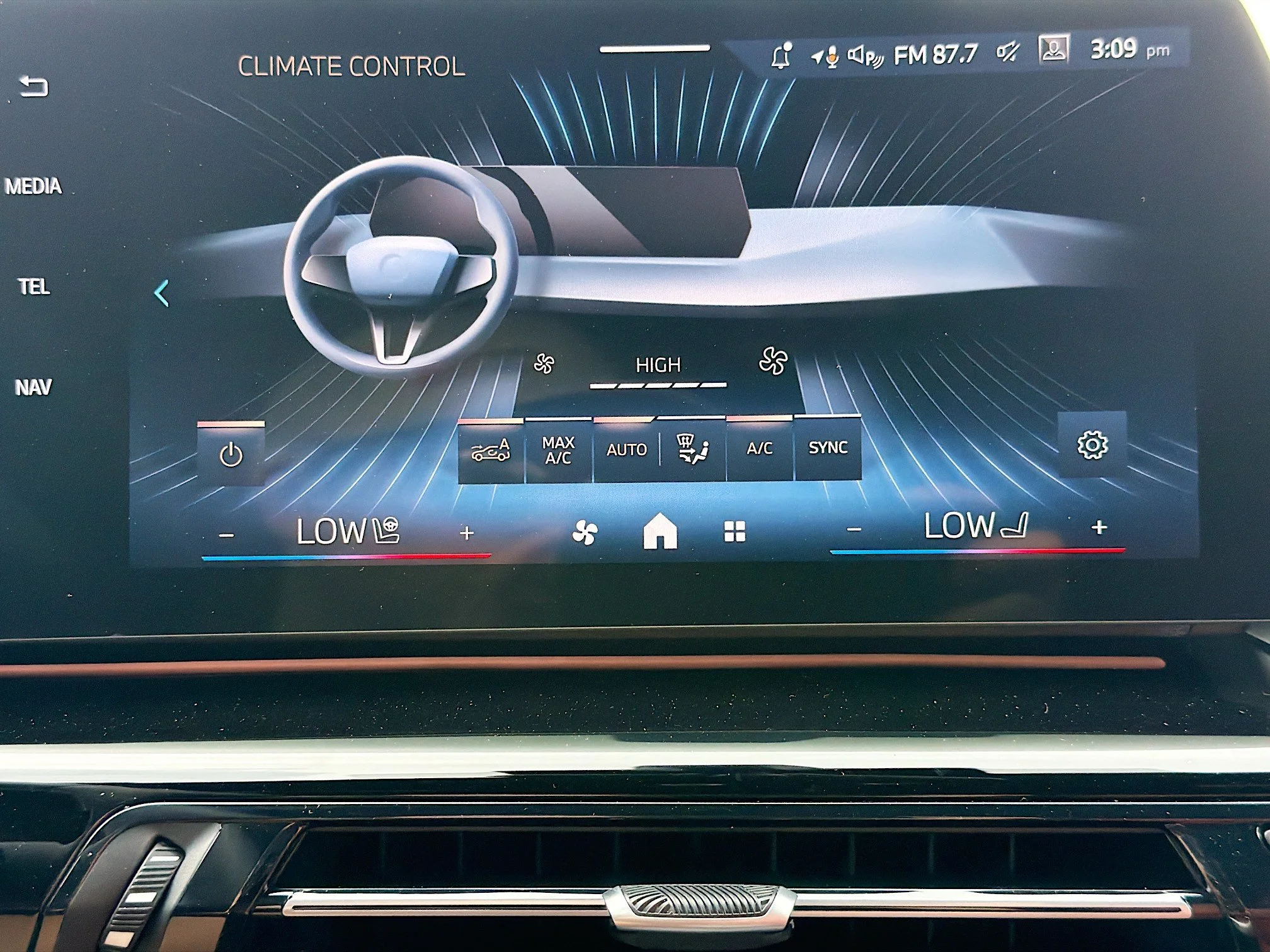 New 2026 Jet Black BMW xDrive28i image 33