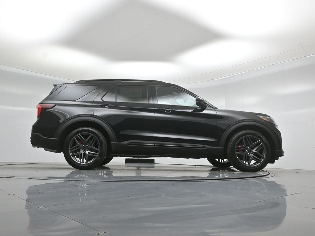 New 2026 Agate Black Metallic Ford ST image 47