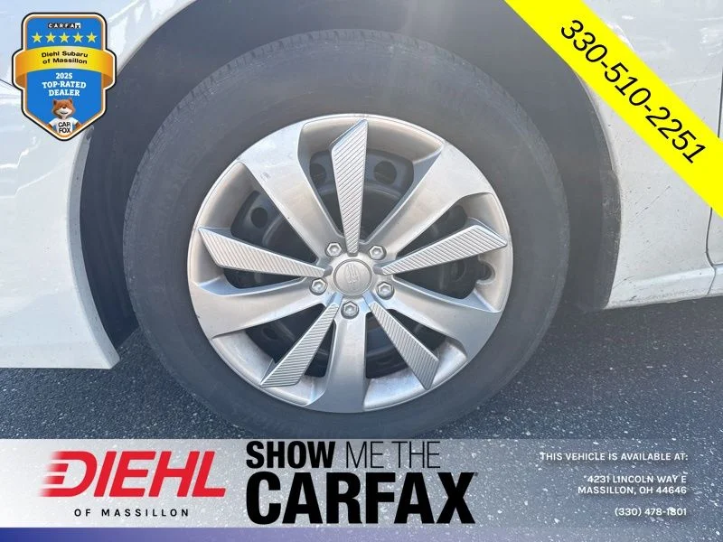 Used 2020 White Subaru Base image 12