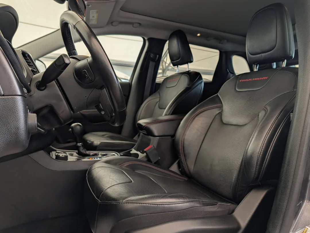 Certified Used 2020 Grey Jeep Trailhawk Elite - - 4x4 - Nappa Leather - Command View Sunroof - SafetyTec Grp & More! image 15