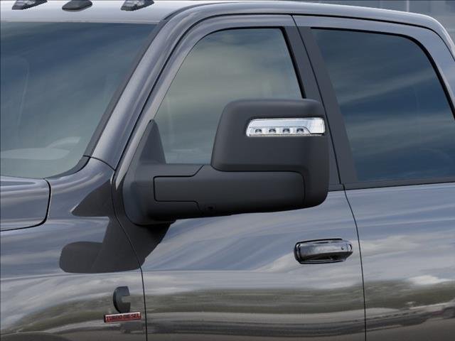 New 2026 Granite Crystal Metallic Clear-Coat Exterior Paint RAM Laramie image 12