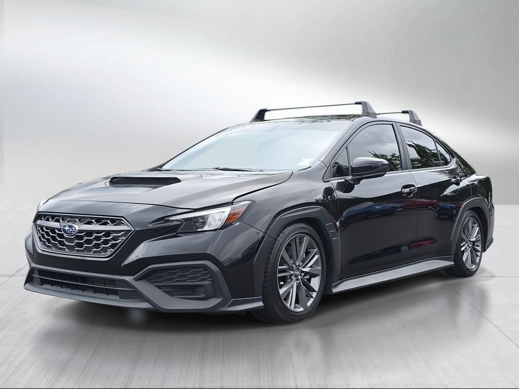 Used 2023 Crystal Black Silica Subaru Base image 7