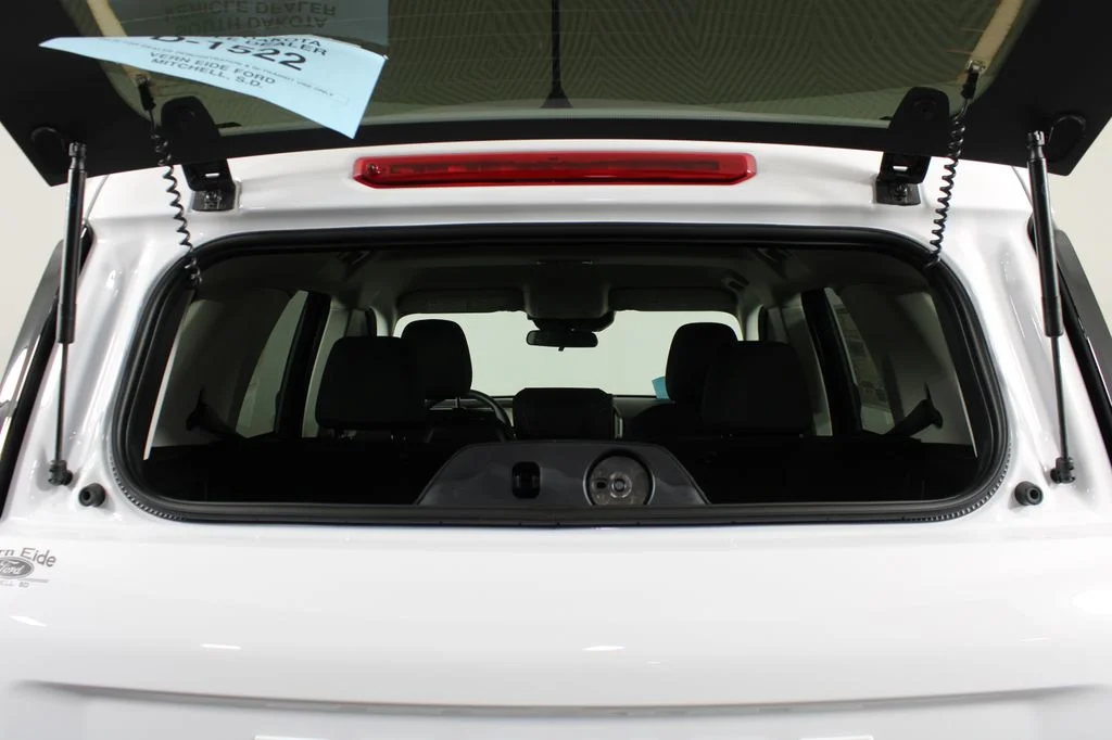 New 2026 White Ford Big Bend image 7