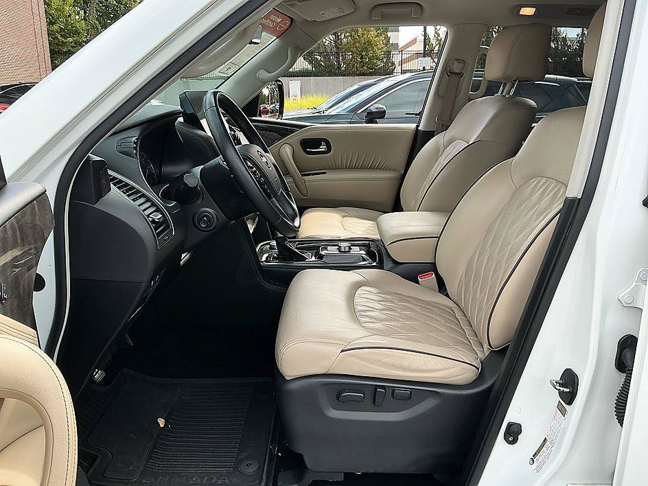 Used 2023 Aspen White Tricoat Nissan Platinum image 12