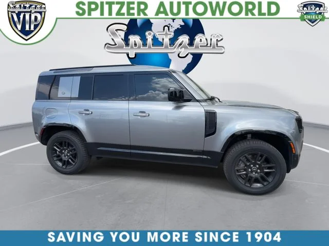 Used 2021 Gray Land Rover X-Dynamic SE image 10