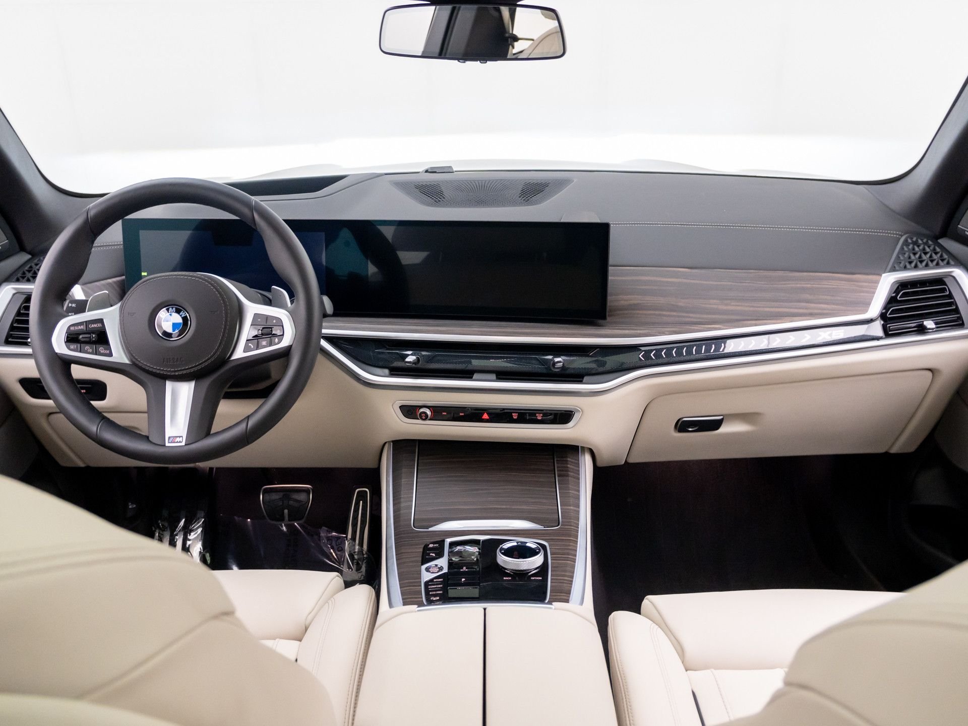 Certified Used 2024 Black Sapphire Metallic BMW xDrive40i image 10