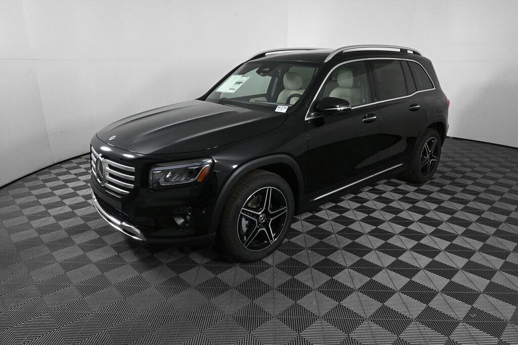 Used 2026 Night Black Mercedes-Benz GLB 250 image 1