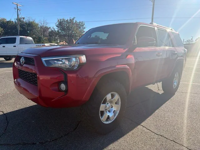 Used 2016 Red Toyota SR5 Premium image 6