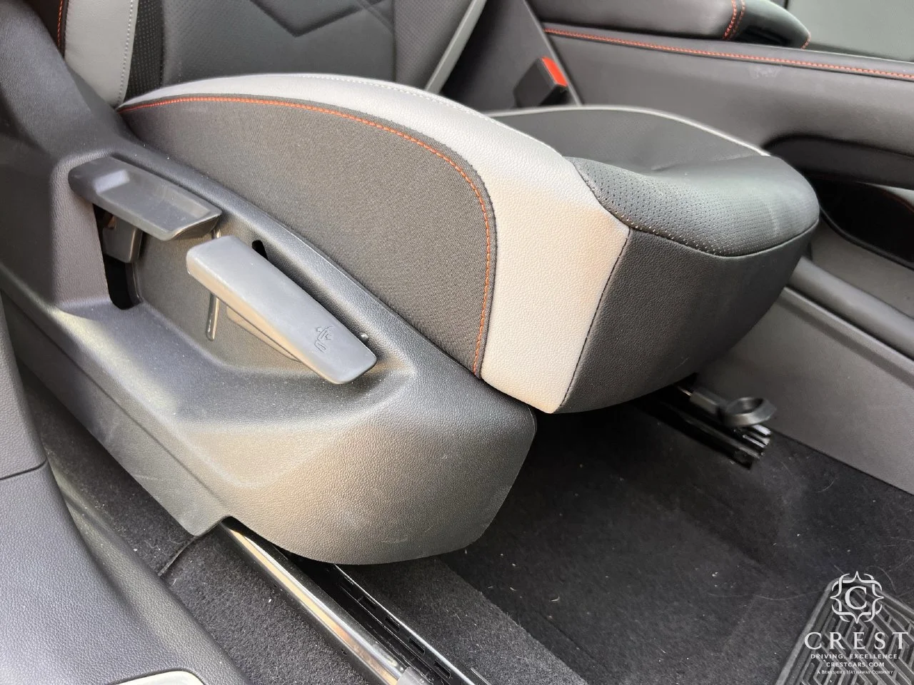 Used 2025 Pure Gray Volkswagen 2.0T Peak Edition image 24