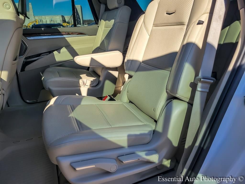 2025 CADILLAC ESCALADE - Image 11