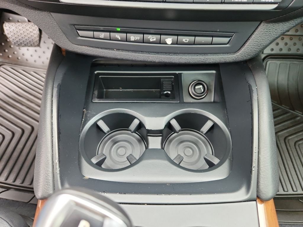 Used 2014 White BMW xDrive35i image 29