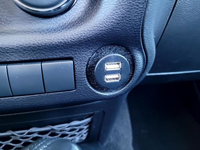 Used 2013 White Jeep Sport image 18