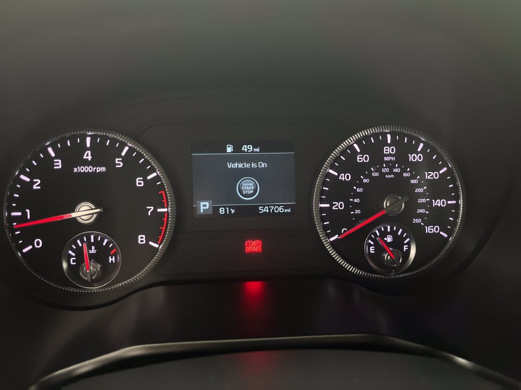 Used 2022 Silver Kia S image 17