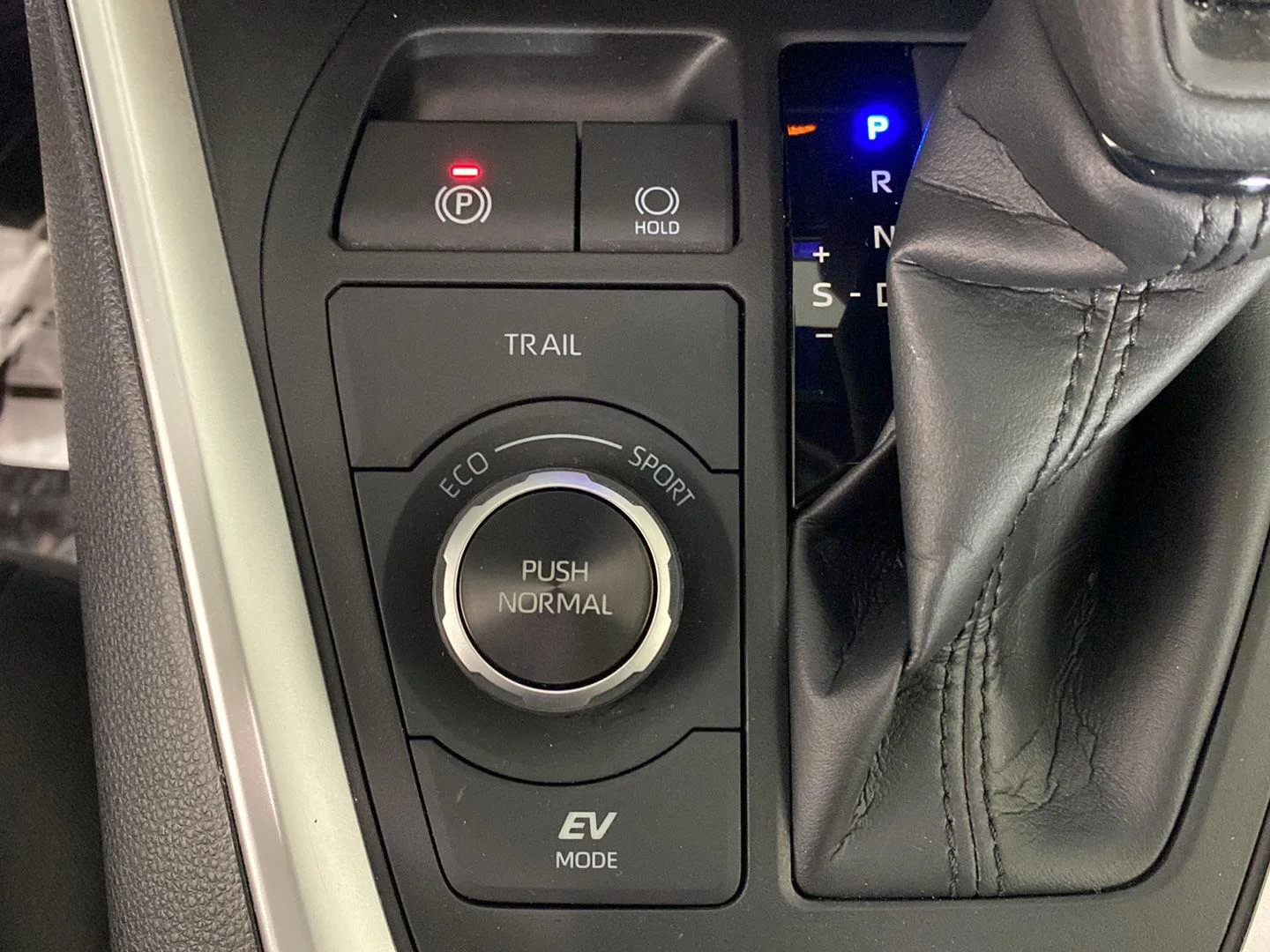 Used 2024 Magnetic Gray Metallic Toyota XLE image 14