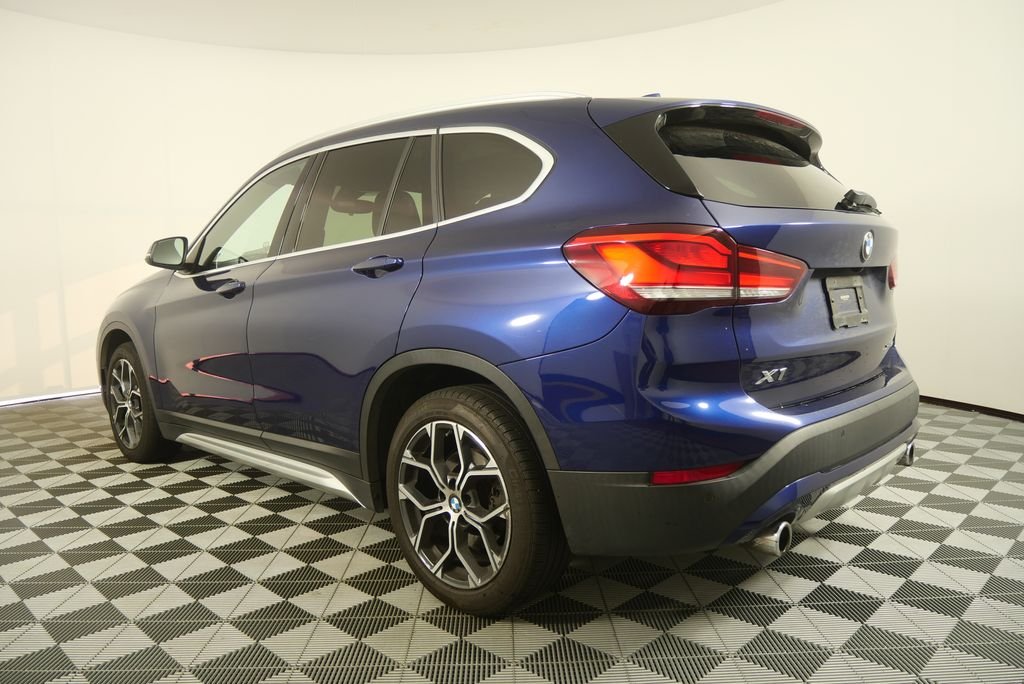 Used 2020 Mediterranean Blue Metallic BMW xDrive28i image 4