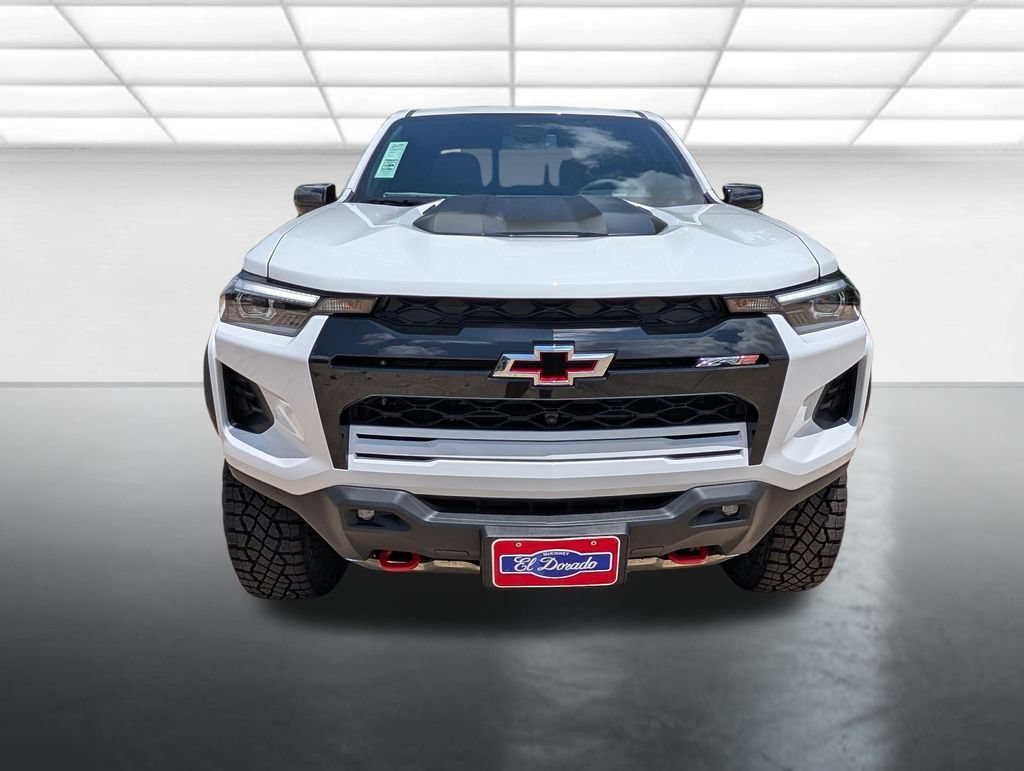 New 2026 Summit White Chevrolet ZR2 image 28