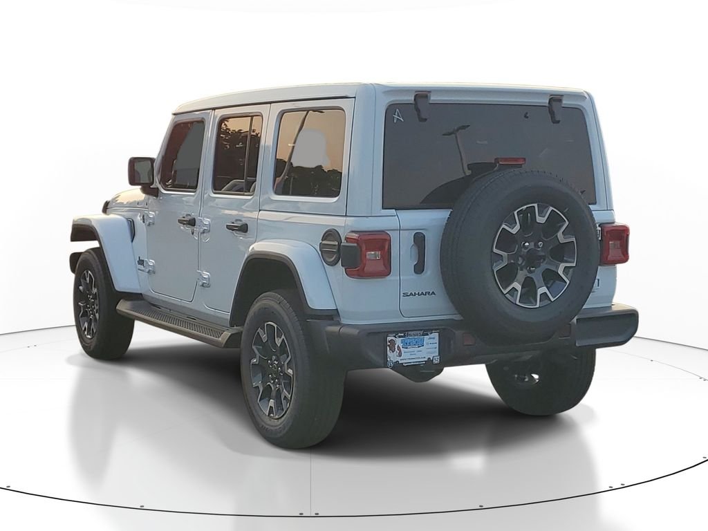 New 2026 Bright White Clear-Coat Exterior Paint Jeep Sahara image 3