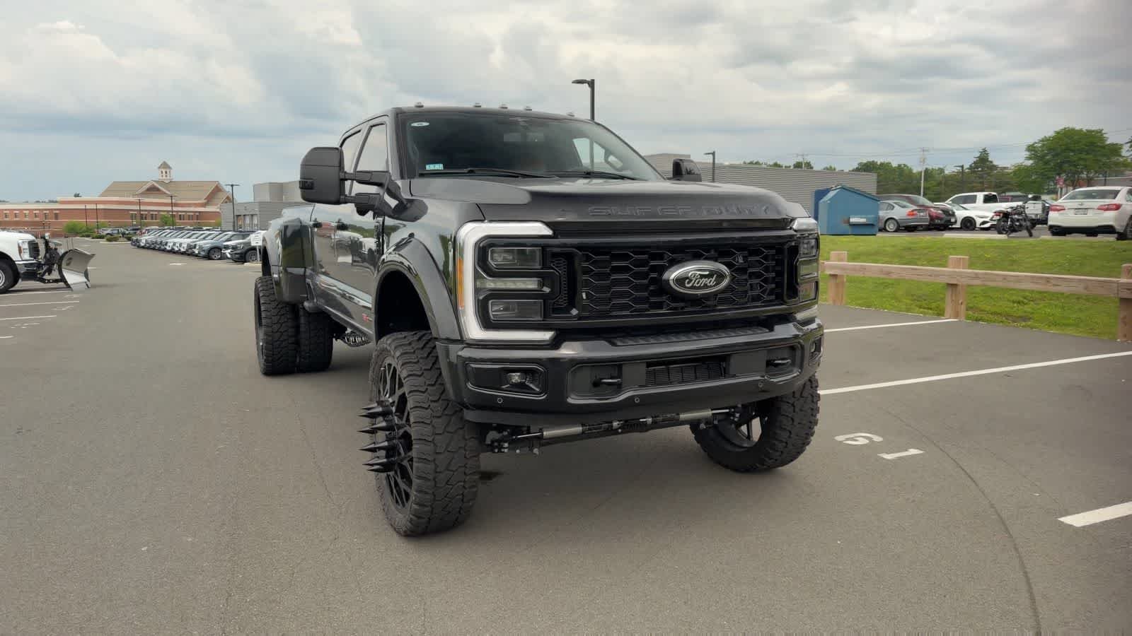 Used 2023 Agate Black Metallic Ford Platinum image 3
