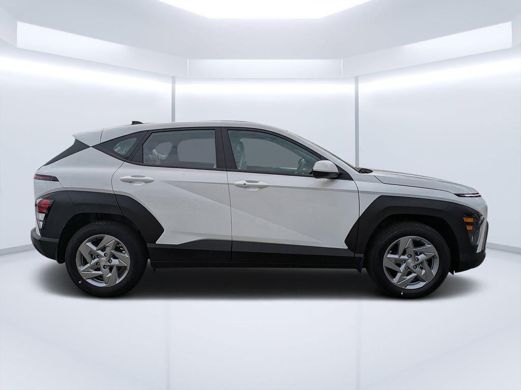 New 2026 White Hyundai SE FWD image 5