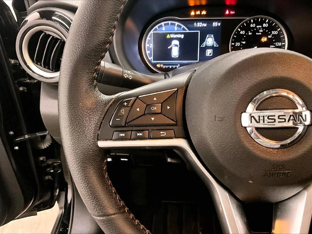 Used 2020 Black Nissan SR image 11
