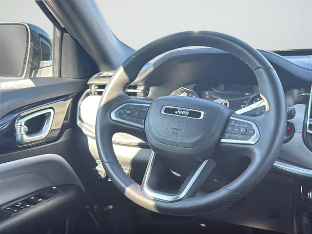 2025 Jeep Compass Limited - Photo 38
