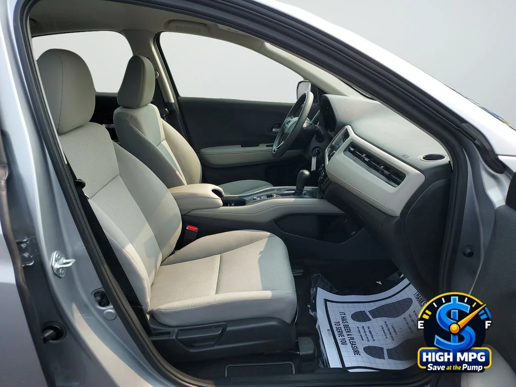 Used 2021 Silver Honda LX image 24