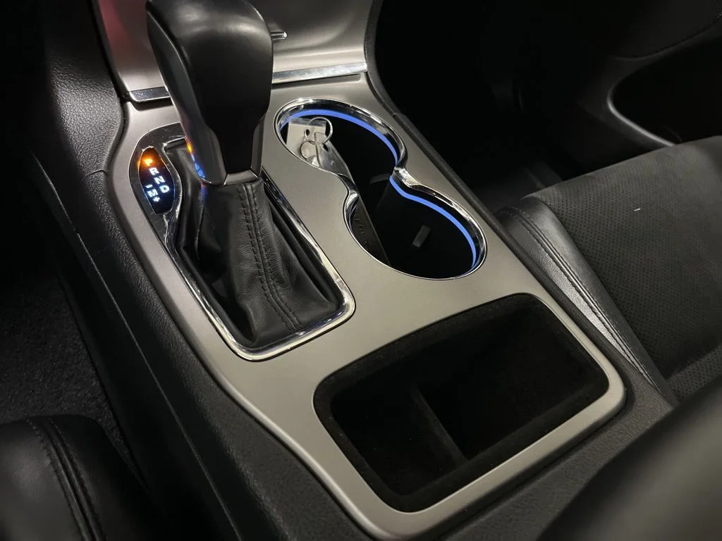 Used 2019 Billet Silver Metallic Clearcoat Jeep Altitude image 18