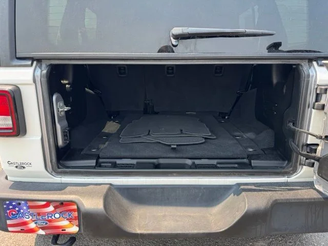 Used 2020 Silver Jeep Unlimited Sport S image 21