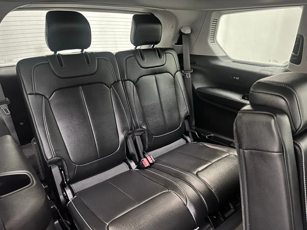 Used 2021 Red Jeep Limited image 16