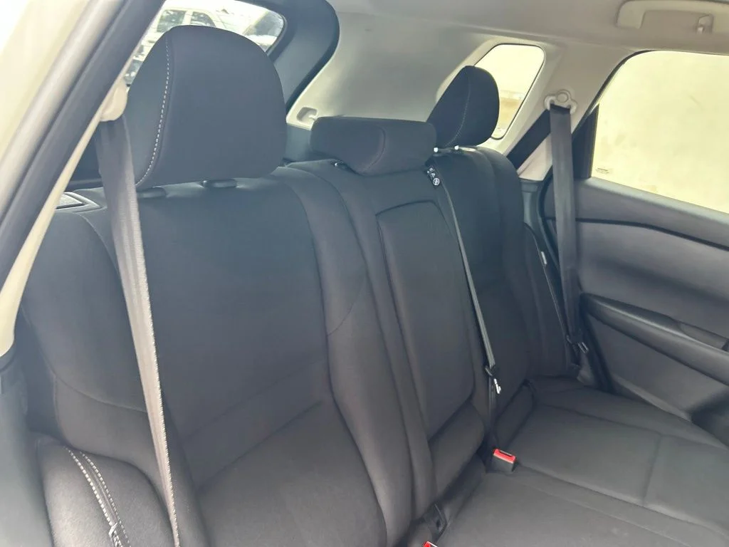 Used 2024 White Nissan S image 27
