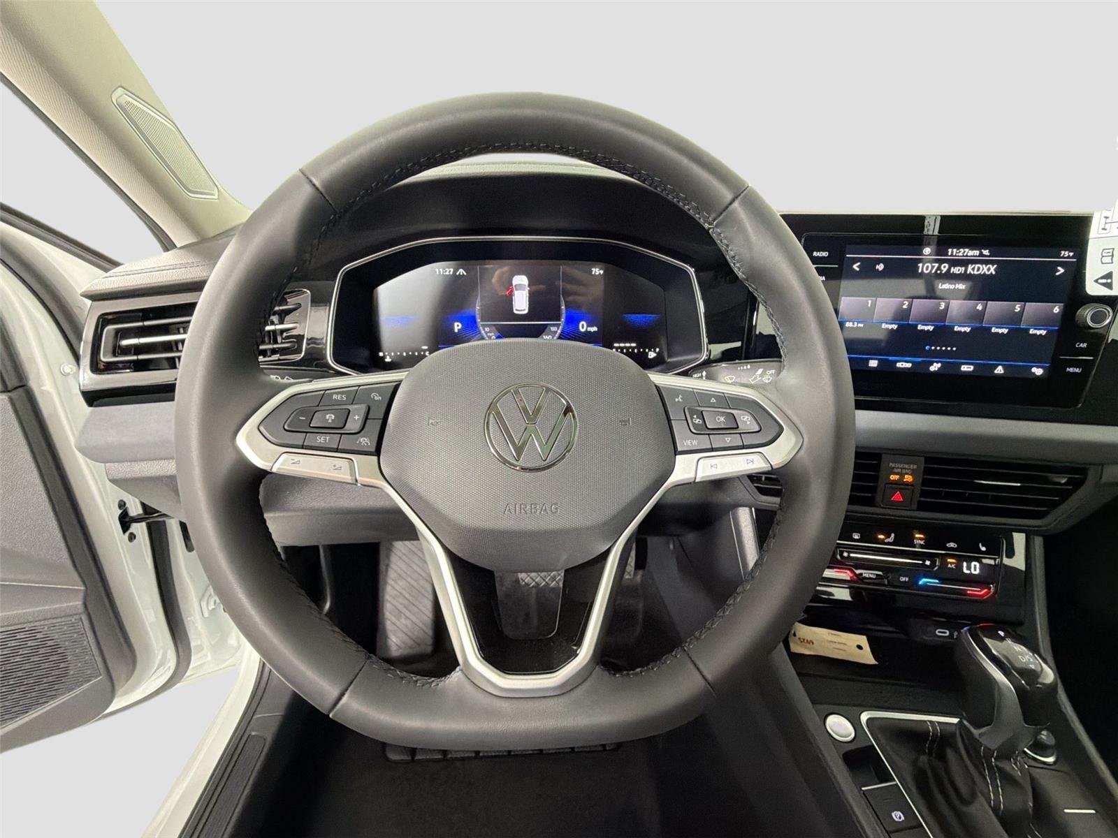 New 2026 Opal White Pearl Volkswagen SE image 11