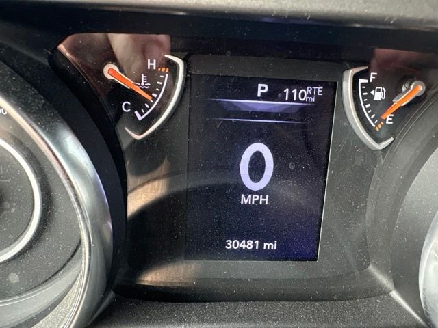 Used 2022 White Jeep Unlimited Sport S image 3