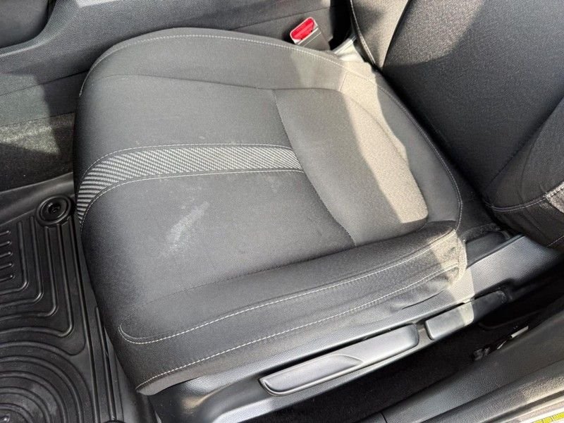 Used 2017 Modern Steel Metallic Honda LX image 17