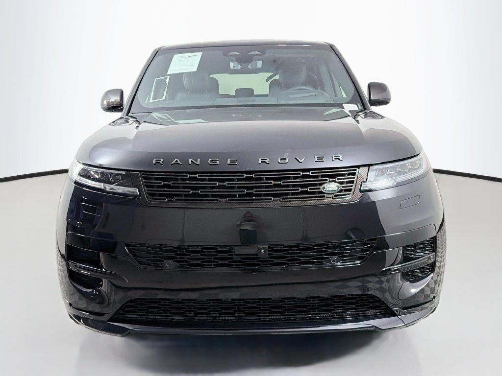 New 2027 Santorini Black Land Rover Dynamic SE P400 image 2