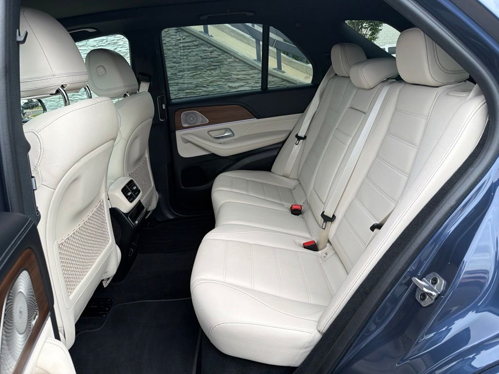 Used 2024  Mercedes-Benz GLE 450e image 13