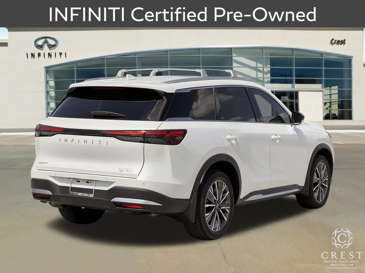 Certified Used 2026 Radiant White INFINITI LUXE image 3
