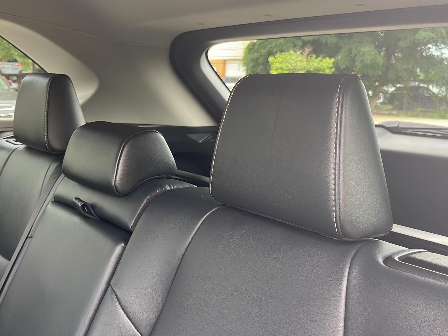 Used 2020 Midnight Black Metallic Toyota XLE Premium image 10