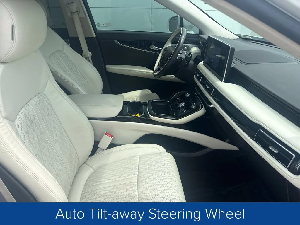 Used 2021 Pristine White Lincoln Black Label image 32