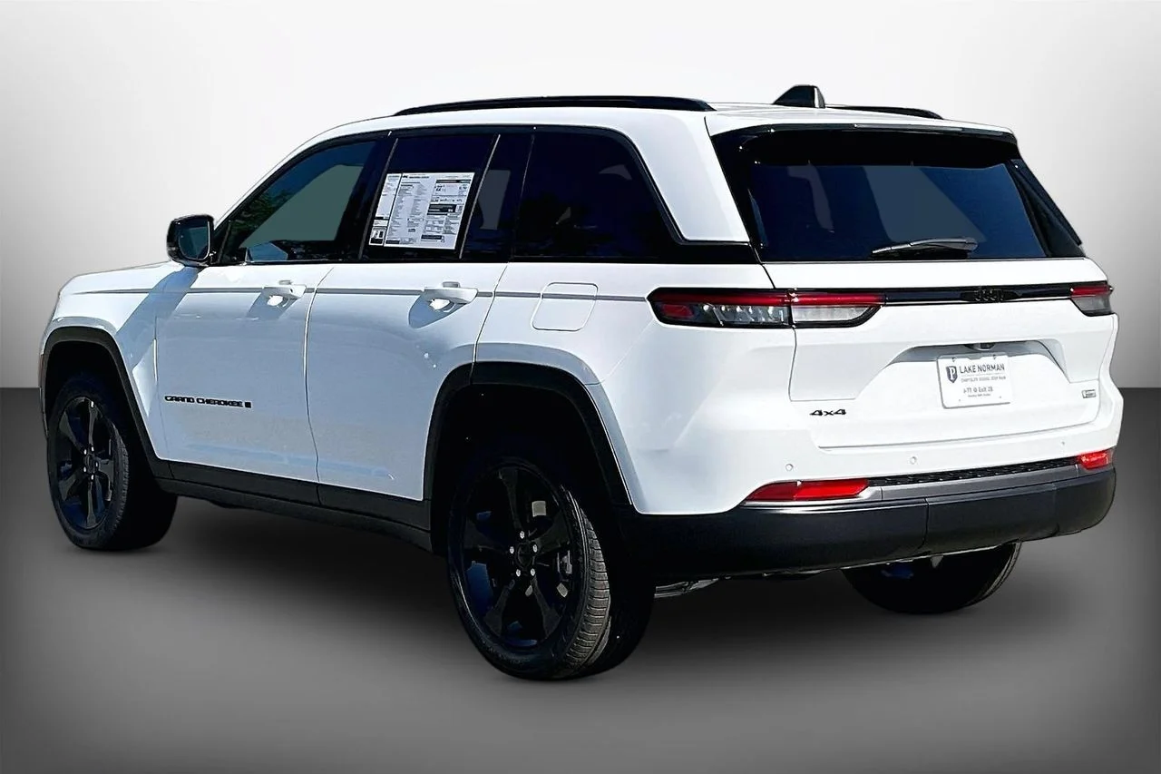 New 2026 Bright White Clearcoat Jeep Limited image 6